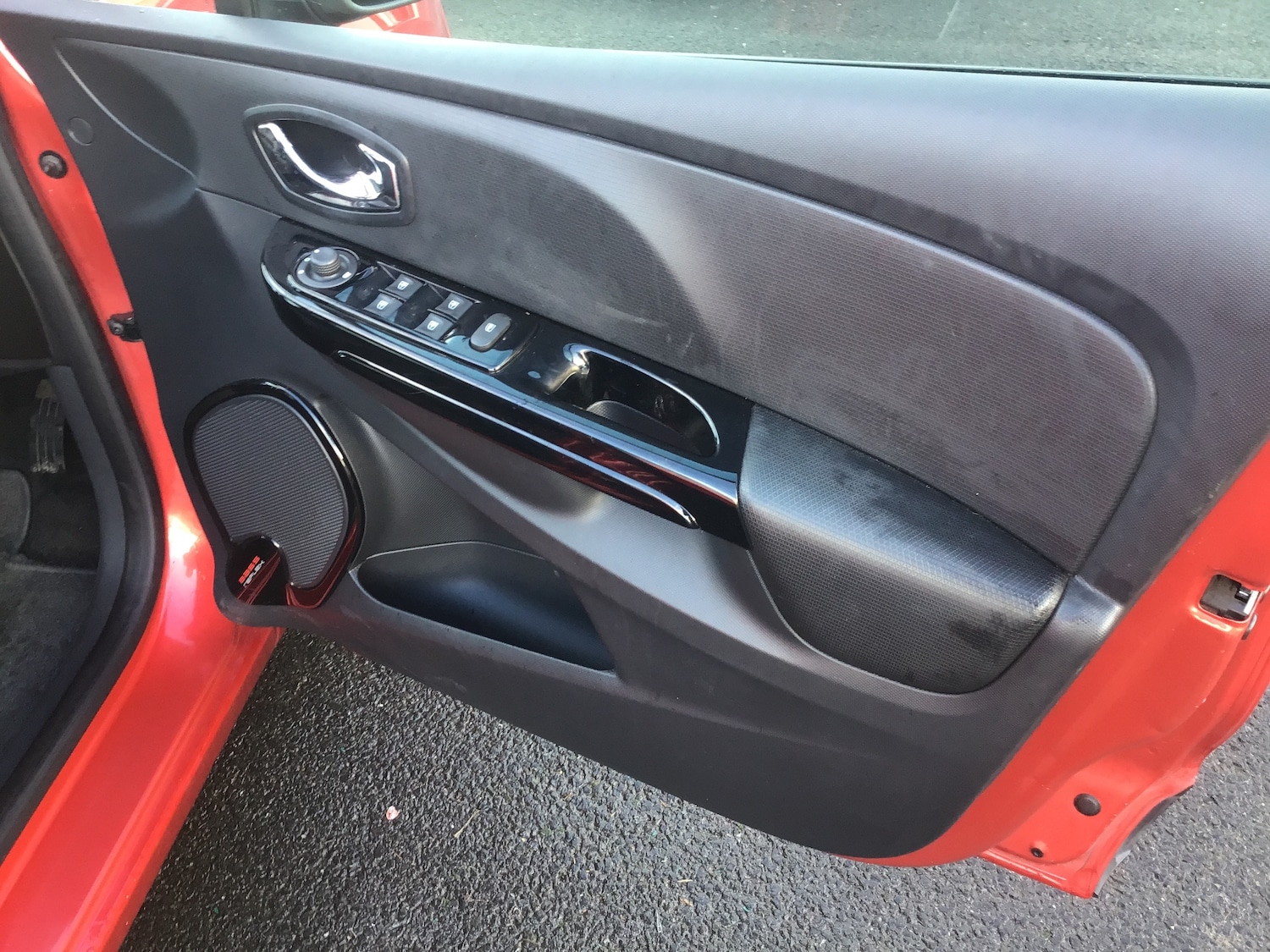 Used Renault Clio 2013 for sale - 76968387: Photo 12