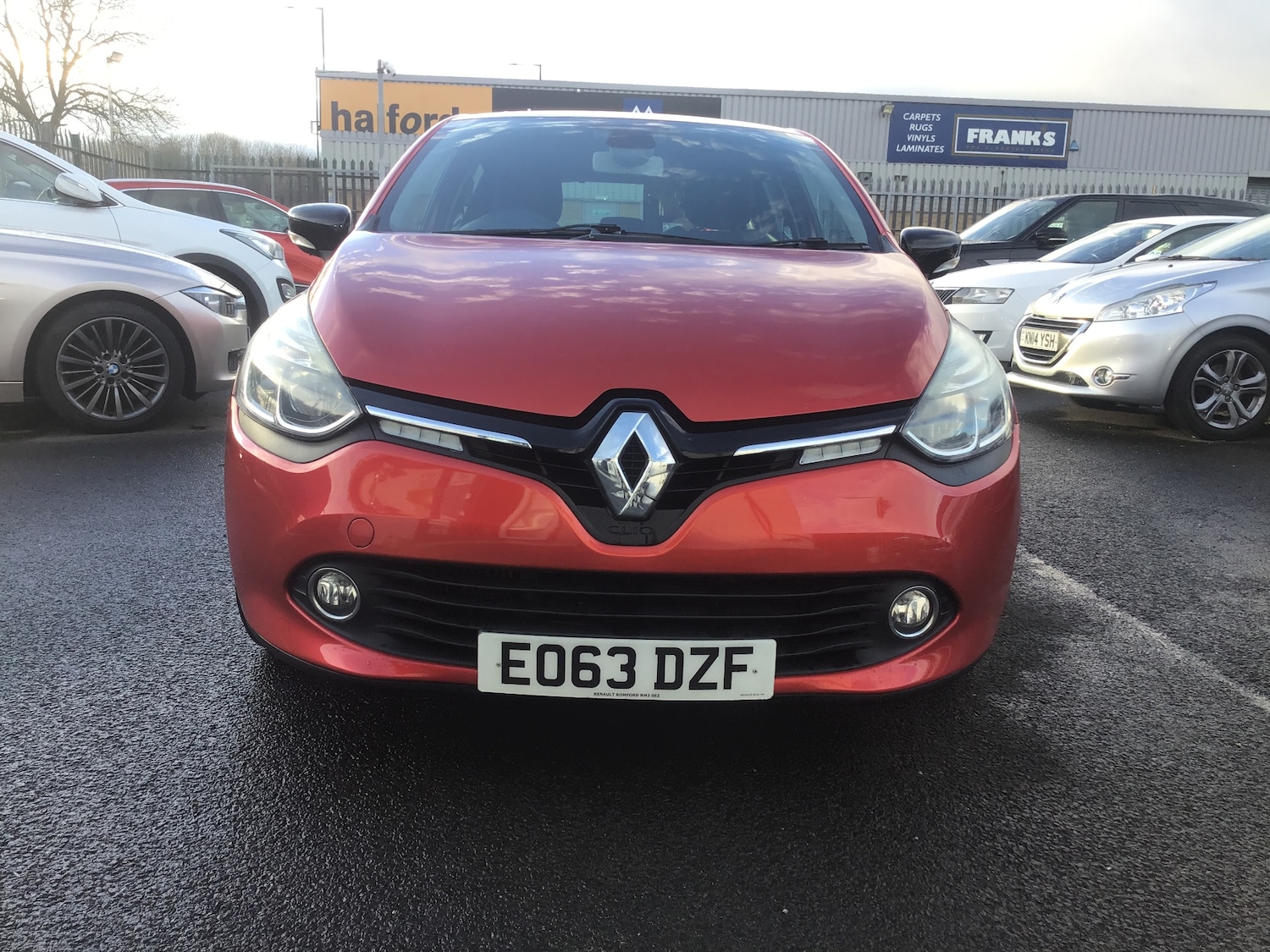 Used Renault Clio 2013 for sale - 76968387: Photo 3