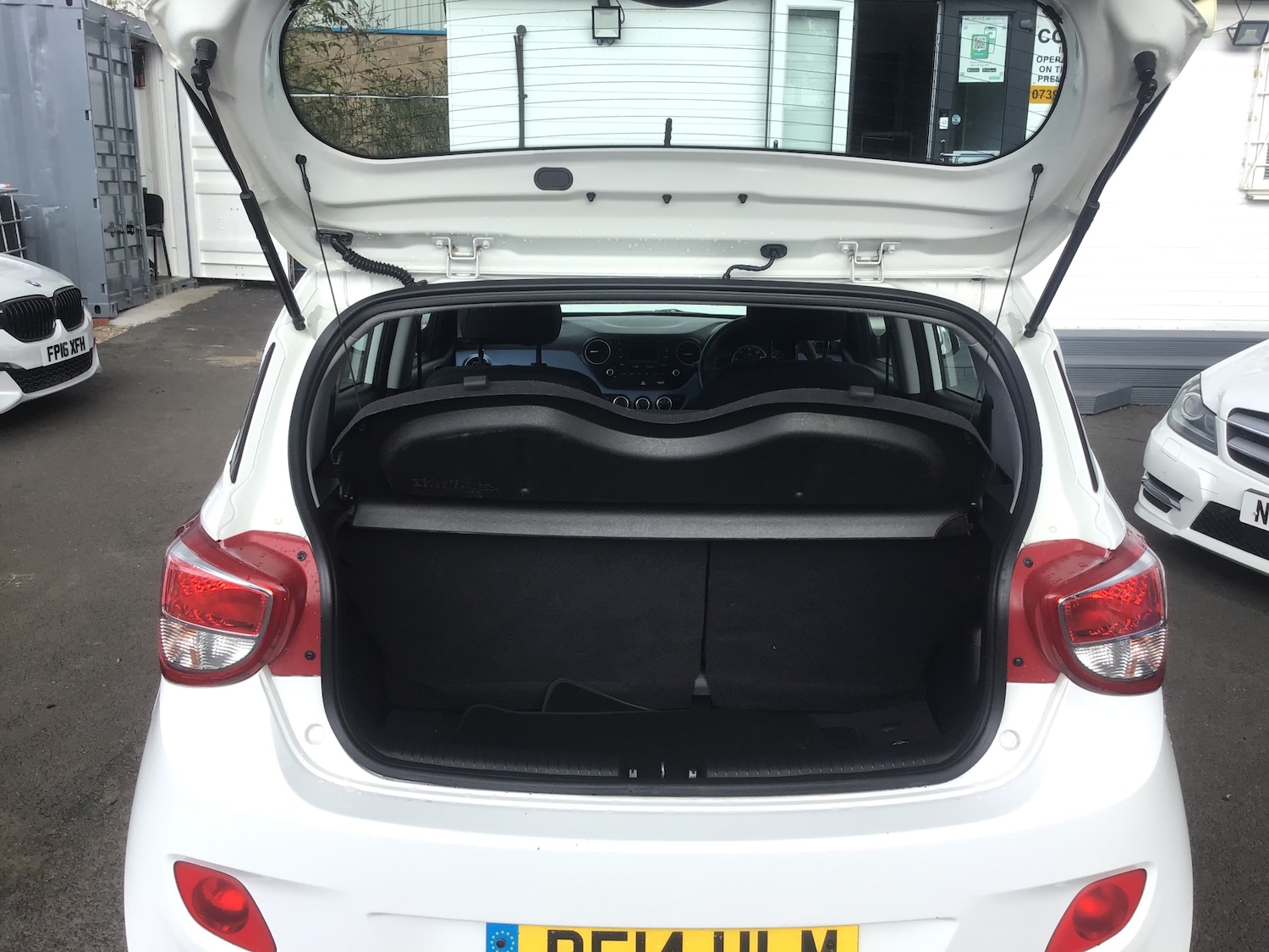 Used Hyundai i10 2014 for sale - 75909123: Photo 17