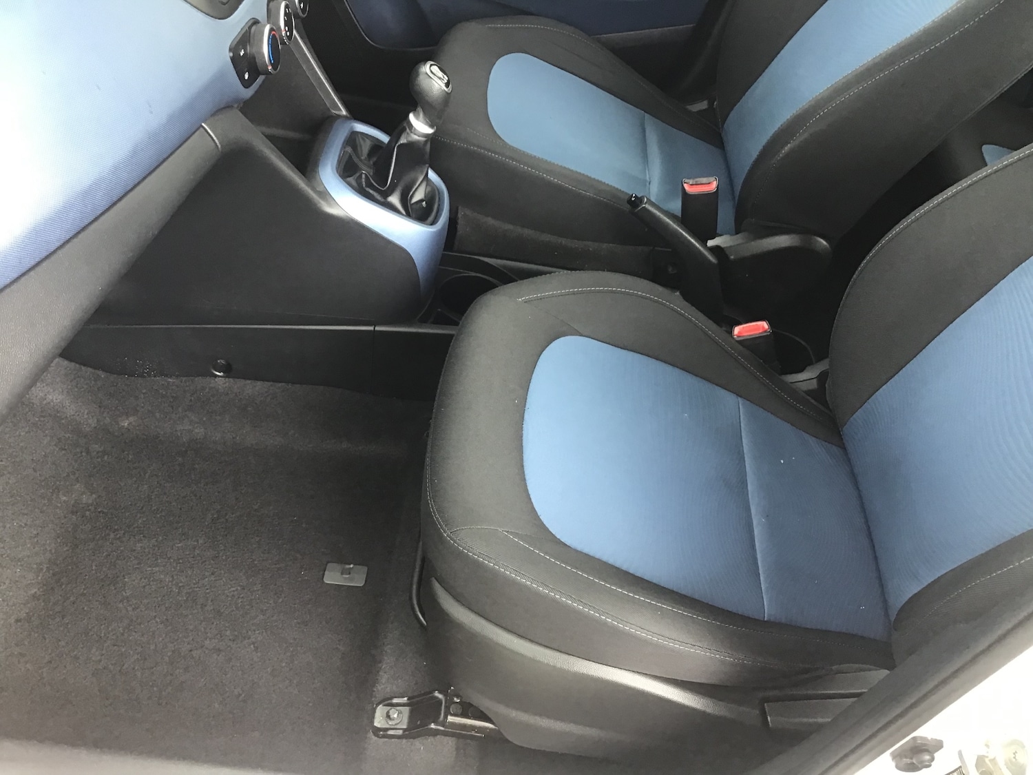 Used Hyundai i10 2014 for sale - 75909123: Photo 31