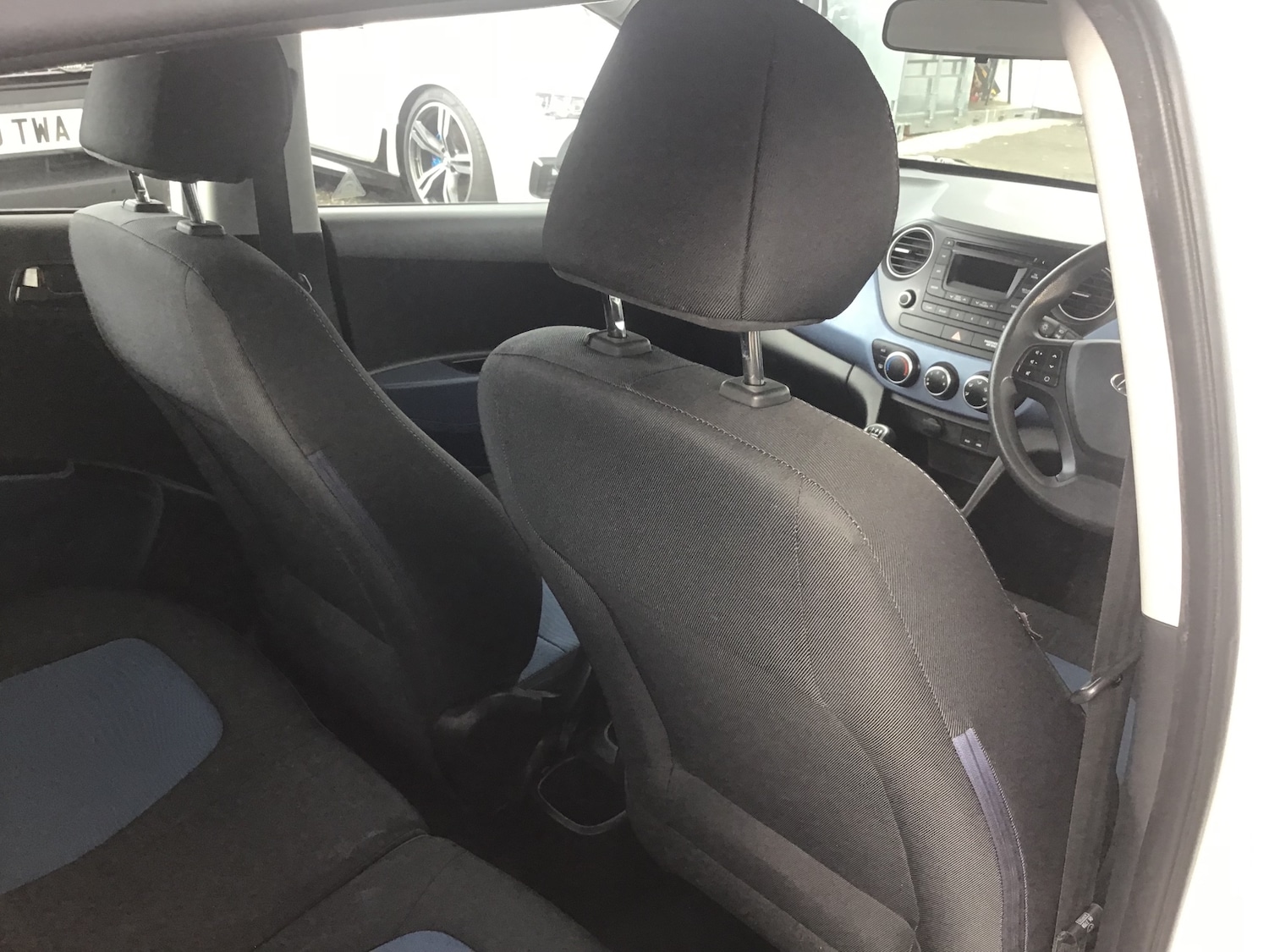 Used Hyundai i10 2014 for sale - 75909123: Photo 35