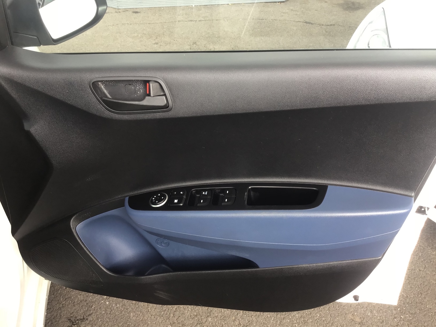 Used Hyundai i10 2014 for sale - 75909123: Photo 37