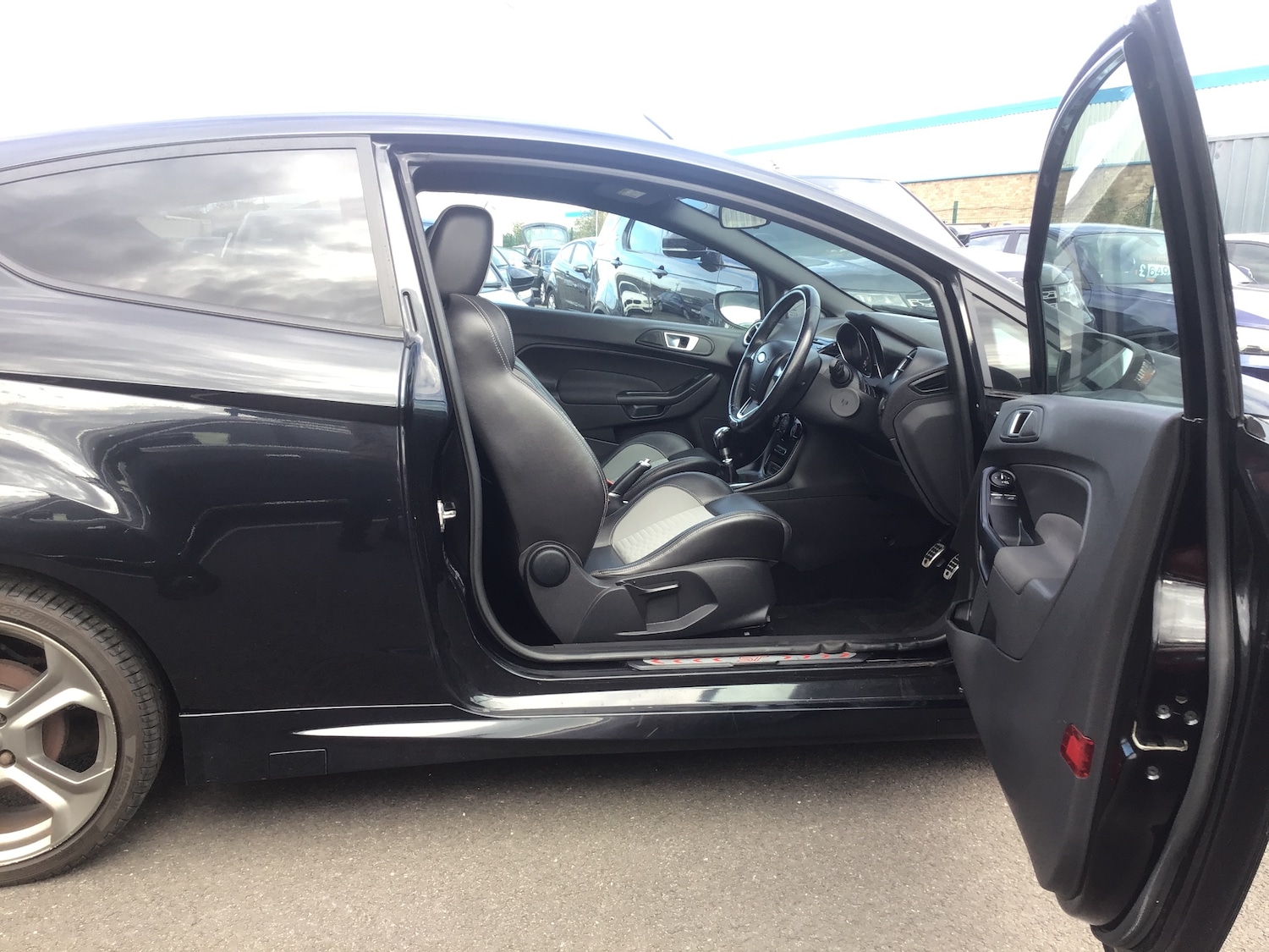 Used Ford Fiesta 2014 for sale - 76206004: Photo 12