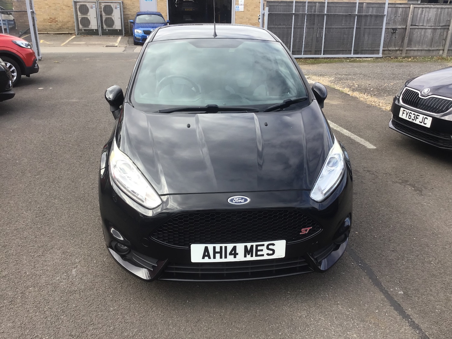 Used Ford Fiesta 2014 for sale - 76206004: Photo 2