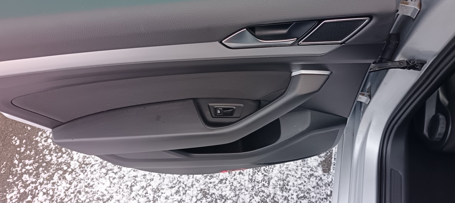 Used Volkswagen Passat 2016 for sale - 77093976: Photo 18