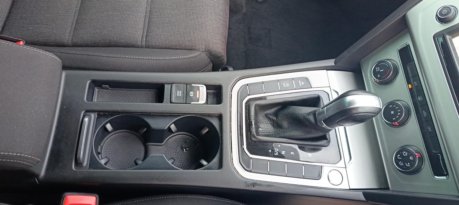 Used Volkswagen Passat 2016 for sale - 77093976: Photo 24