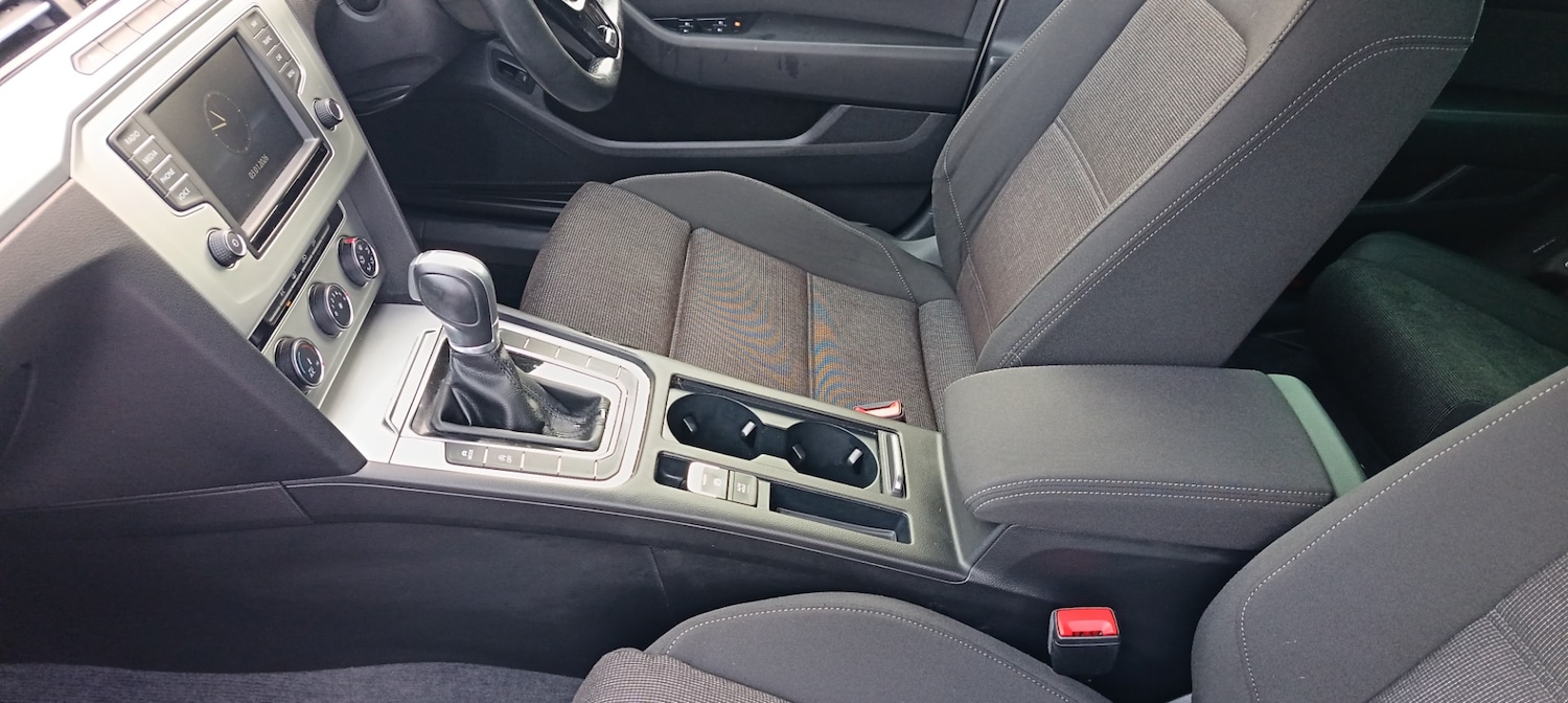 Used Volkswagen Passat 2016 for sale - 77093976: Photo 31