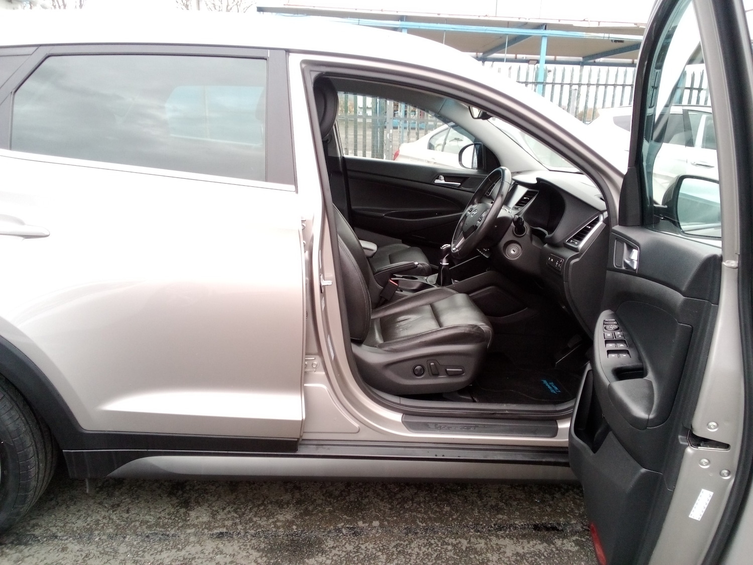 Used Hyundai TUCSON 2017 for sale - 76946848: Photo 11