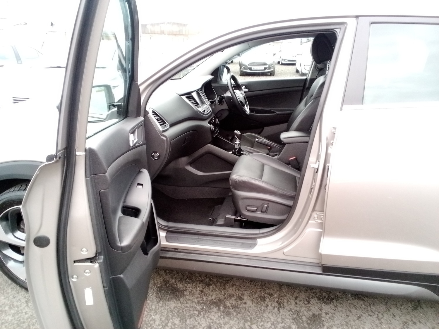 Used Hyundai TUCSON 2017 for sale - 76946848: Photo 27