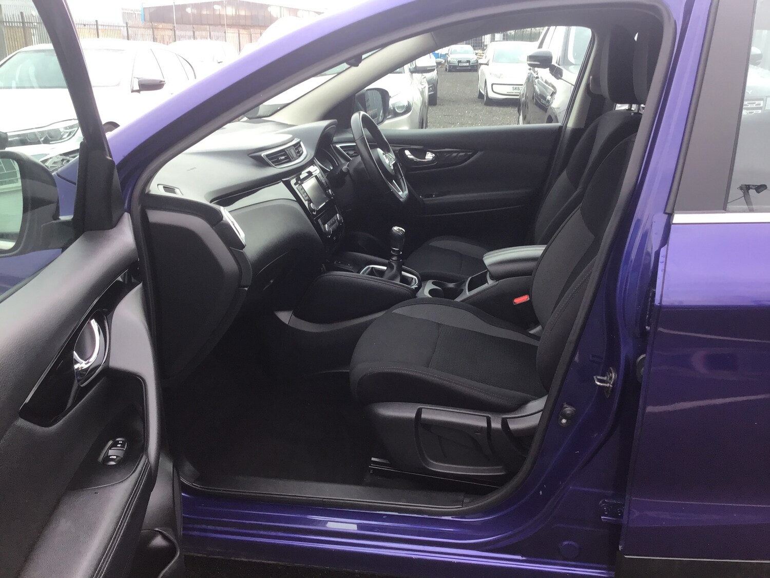 Used Nissan Qashqai 2018 for sale - 77896827: Photo 24