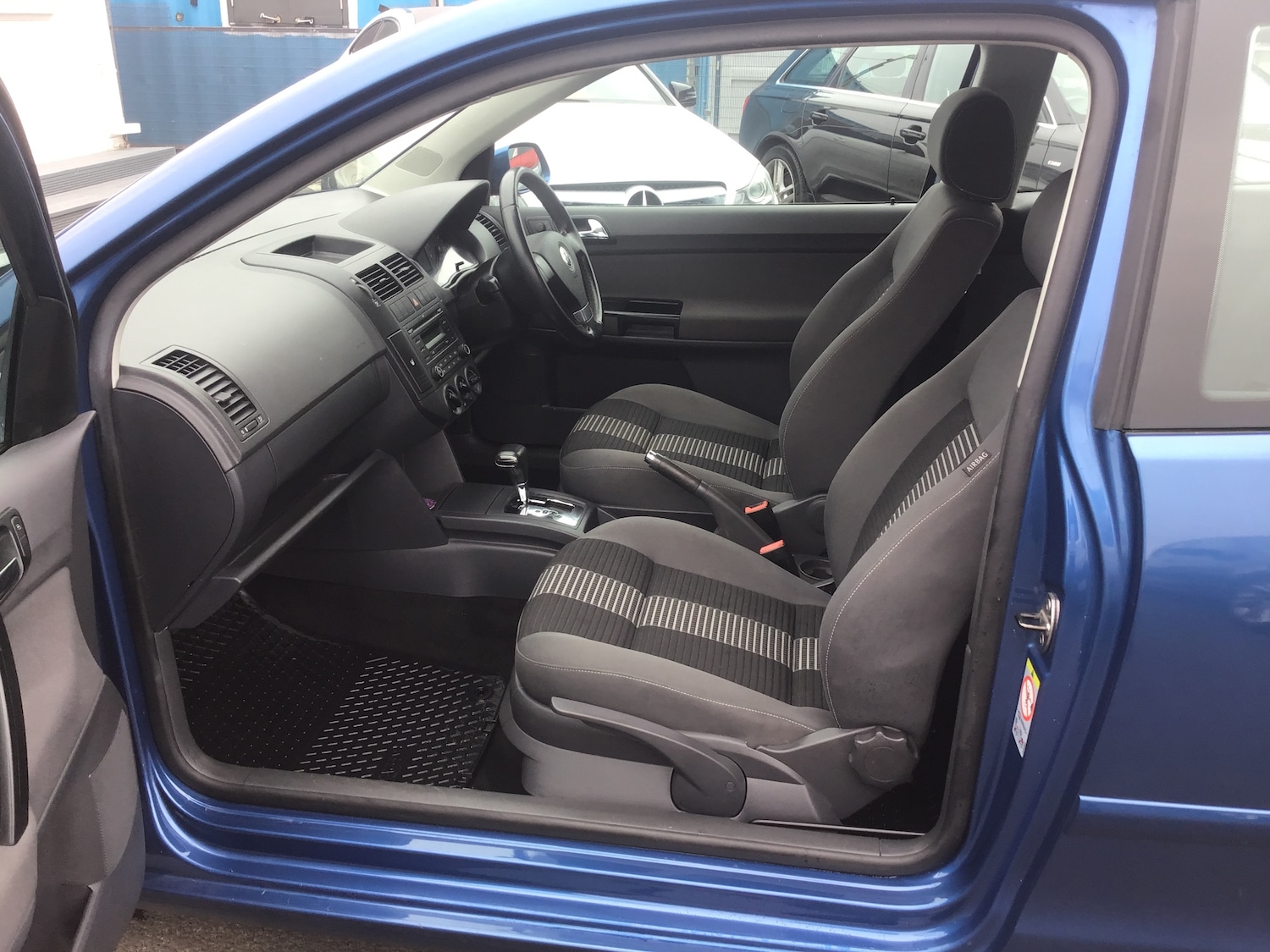 Used Volkswagen Polo 2008 for sale - 76263105: Photo 14