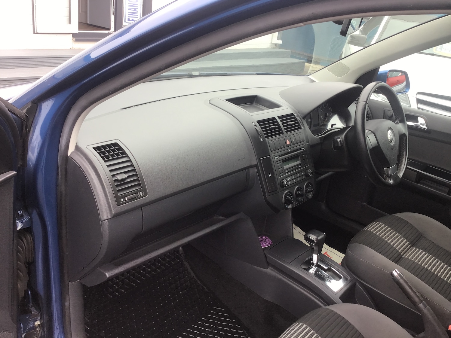 Used Volkswagen Polo 2008 for sale - 76263105: Photo 40