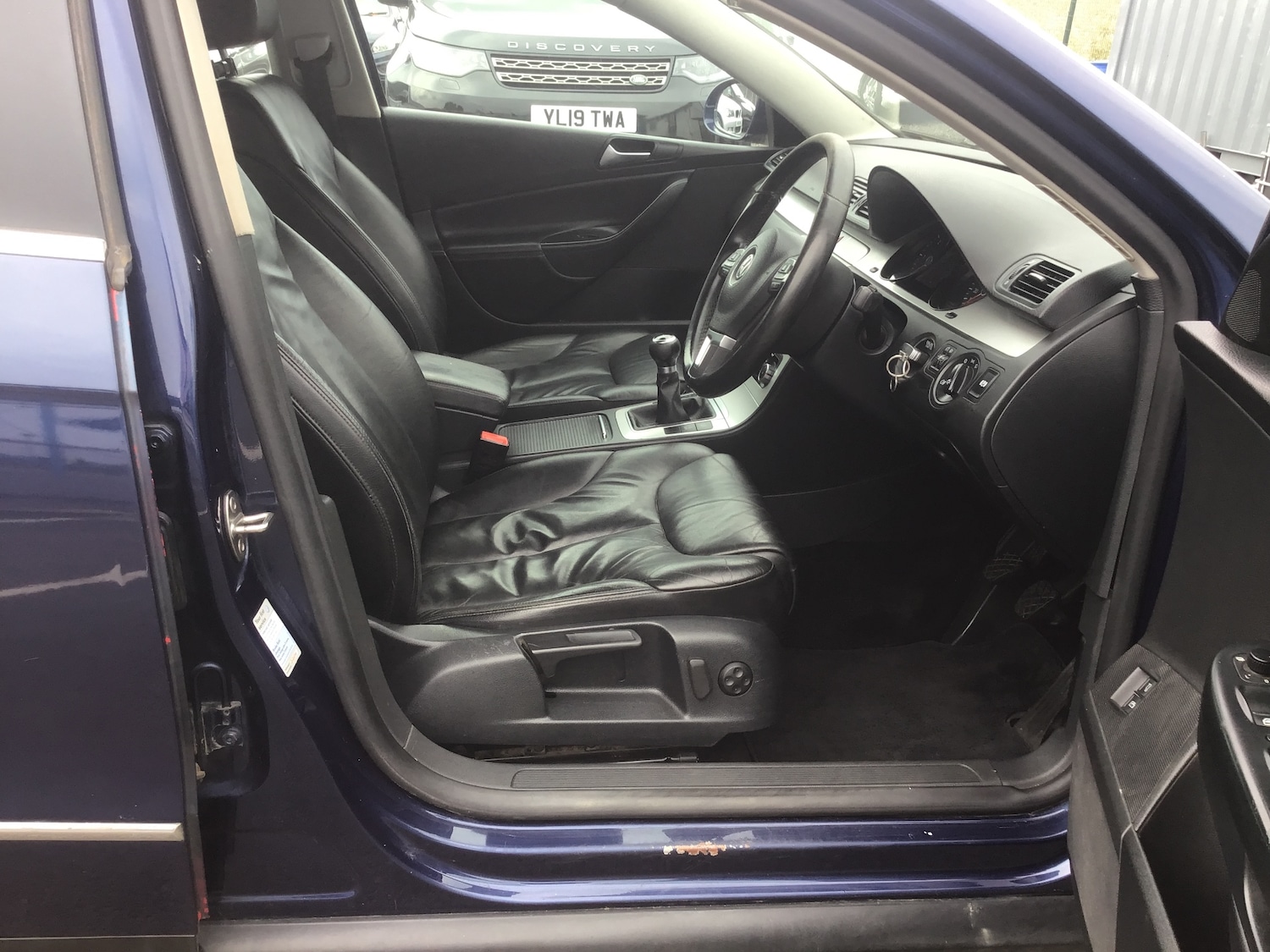 Used Volkswagen Passat 2010 for sale - 76276911: Photo 11
