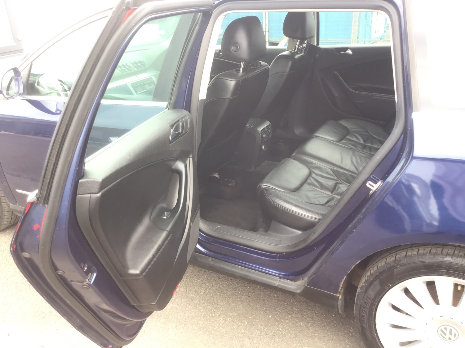 Used Volkswagen Passat 2010 for sale - 76276911: Photo 14