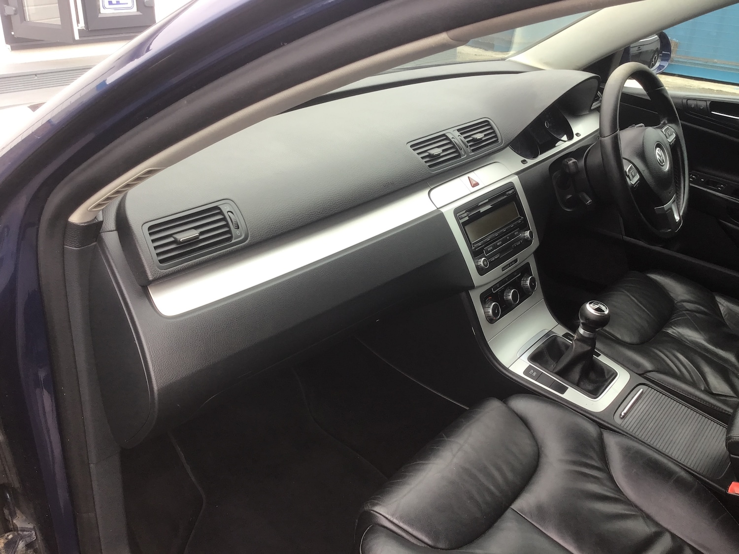 Used Volkswagen Passat 2010 for sale - 76276911: Photo 28