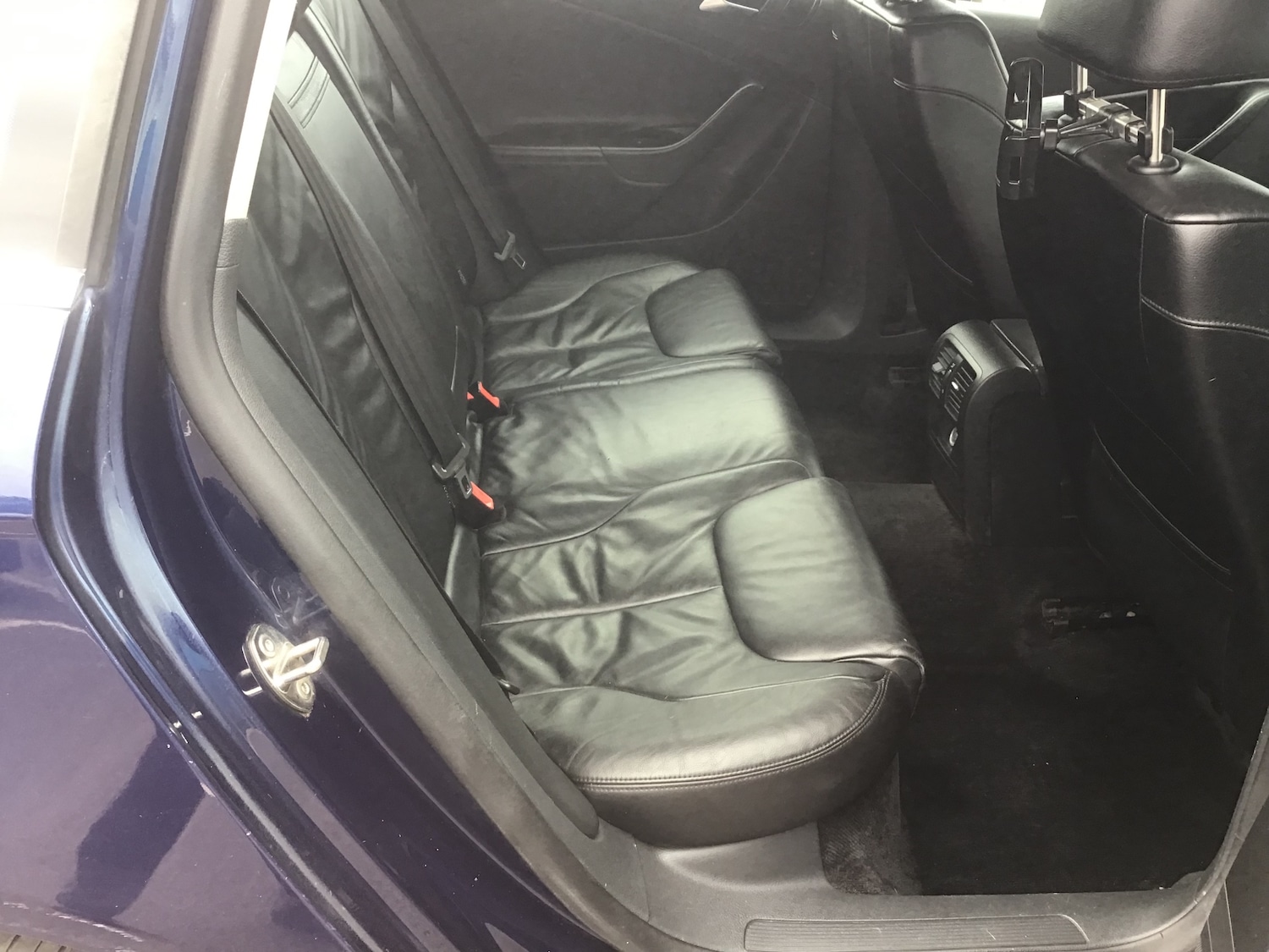 Used Volkswagen Passat 2010 for sale - 76276911: Photo 36