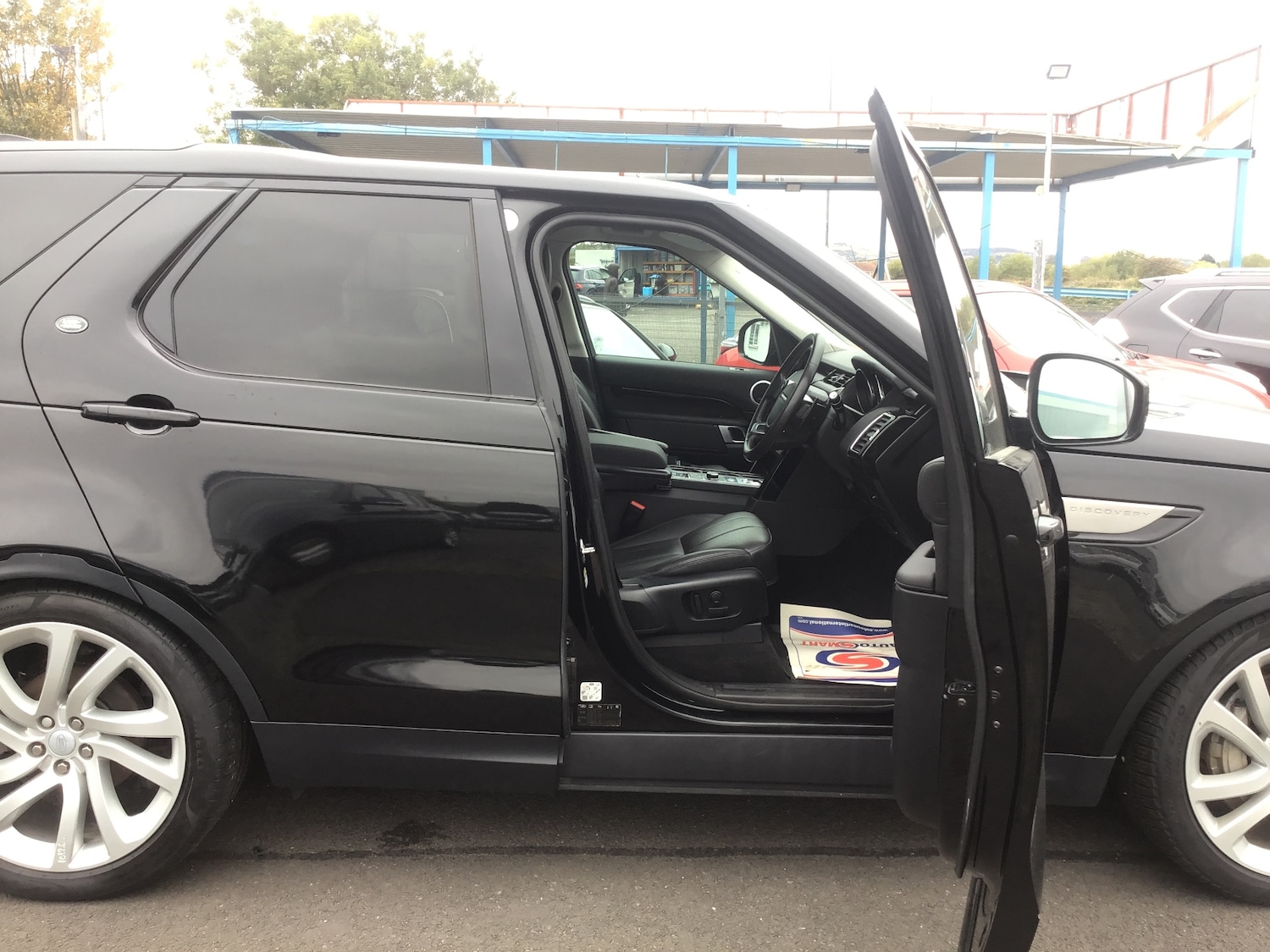 Used Land Rover Discovery 2019 for sale - 77896817: Photo 10