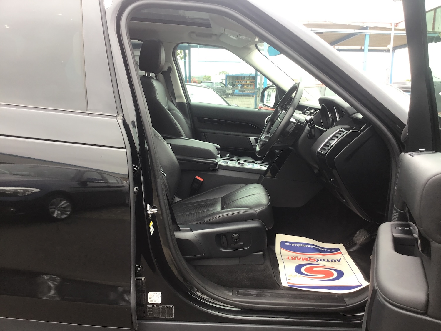 Used Land Rover Discovery 2019 for sale - 77896817: Photo 11