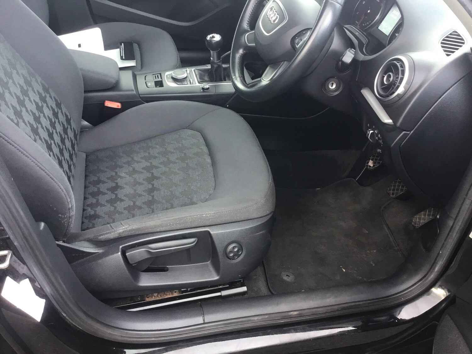 Used Audi A3 2015 for sale - 77831943: Photo 14