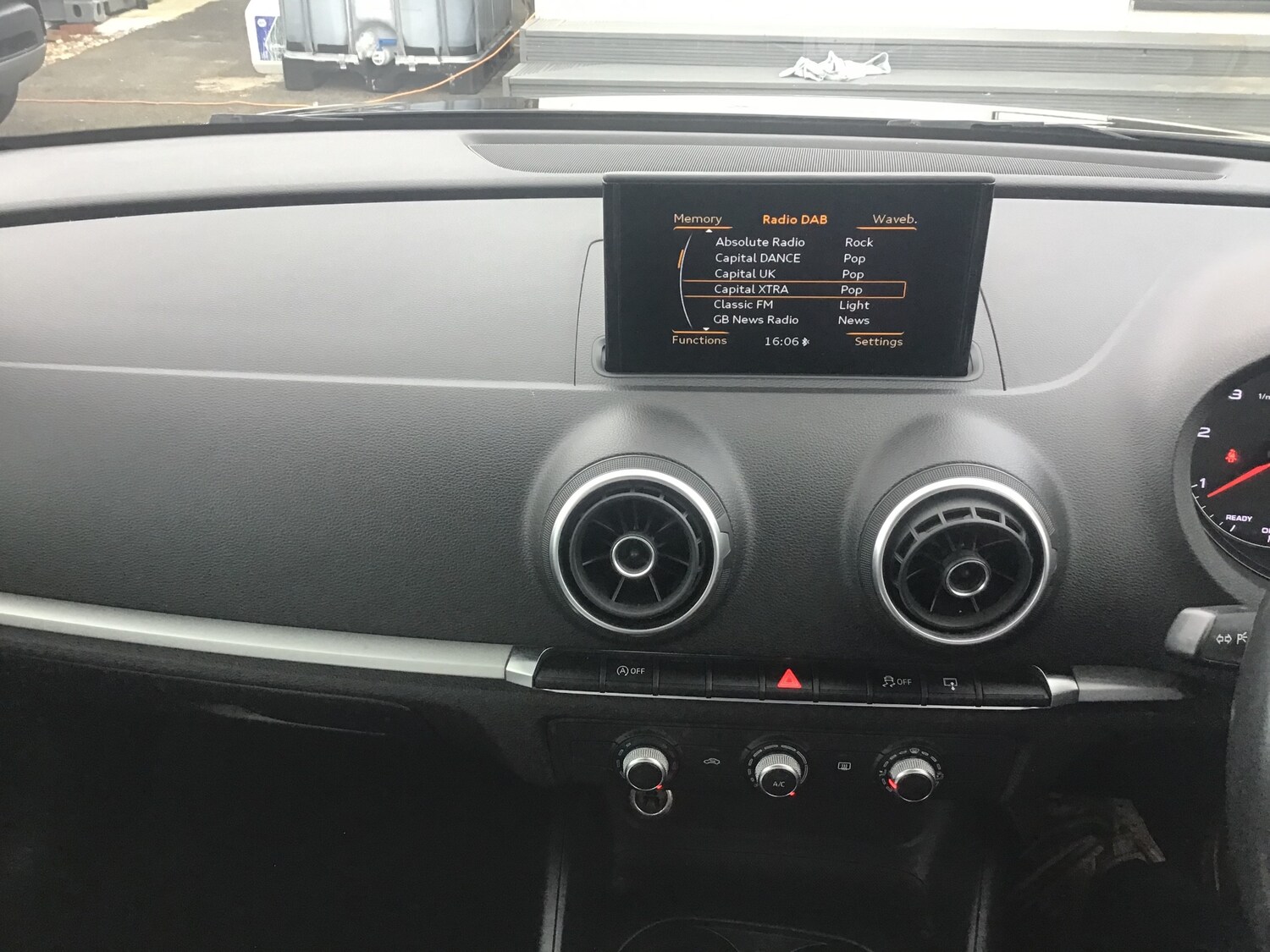 Used Audi A3 2015 for sale - 77831943: Photo 42