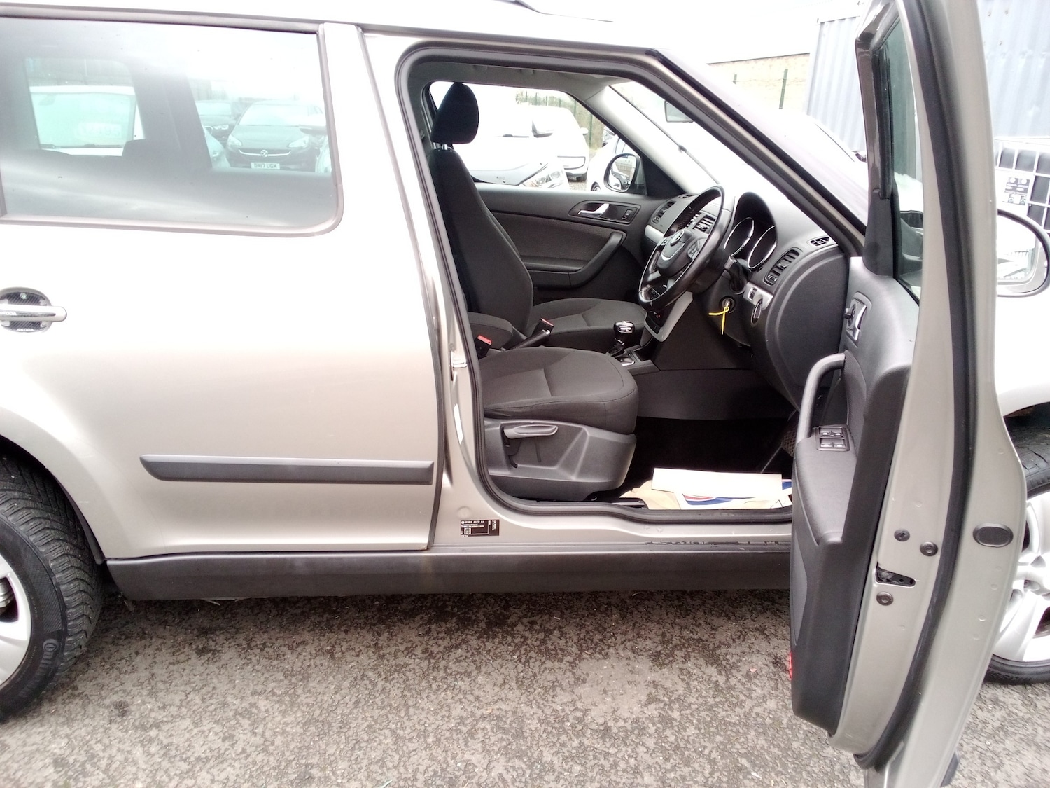 Used Skoda Yeti 2010 for sale - 76968441: Photo 12