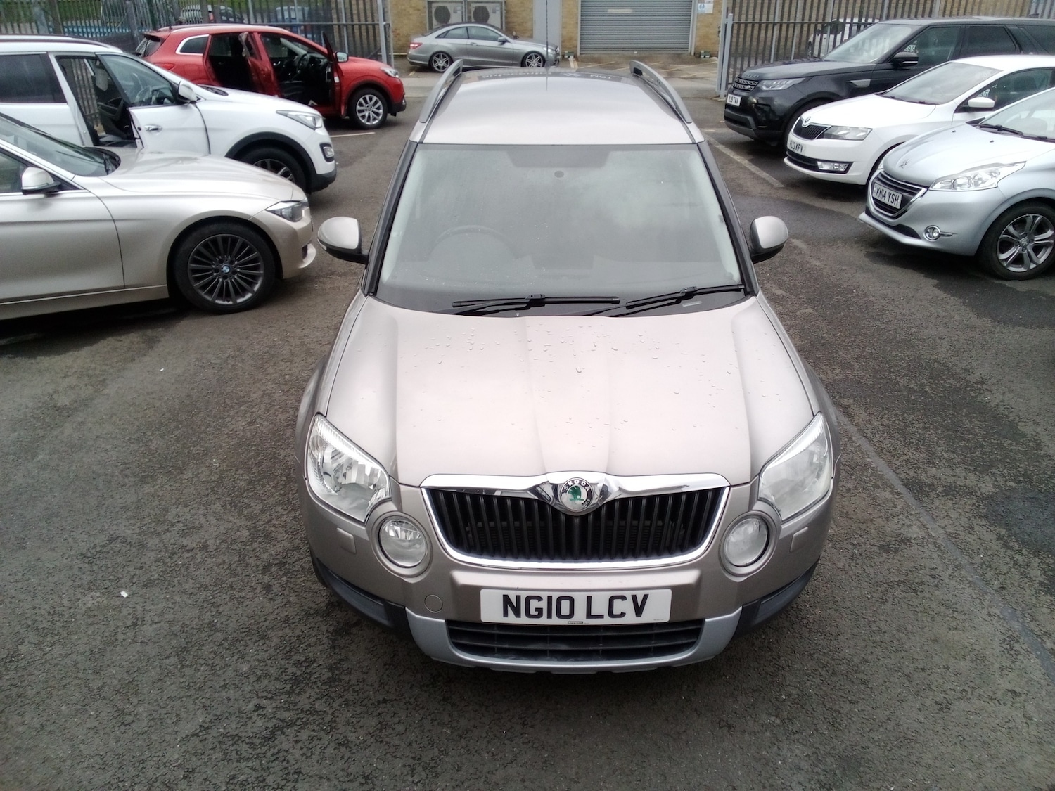 Used Skoda Yeti 2010 for sale - 76968441: Photo 2