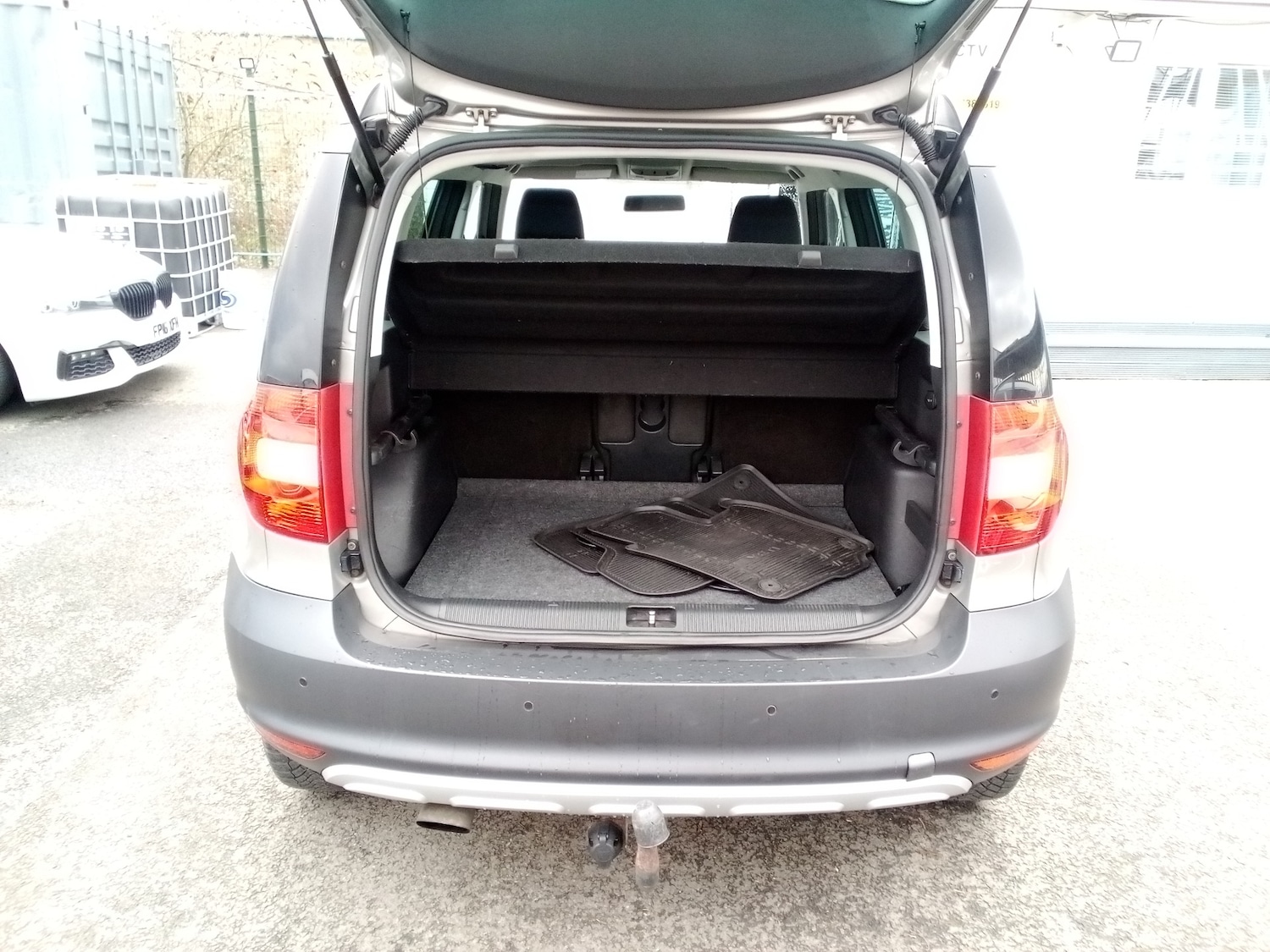 Used Skoda Yeti 2010 for sale - 76968441: Photo 23