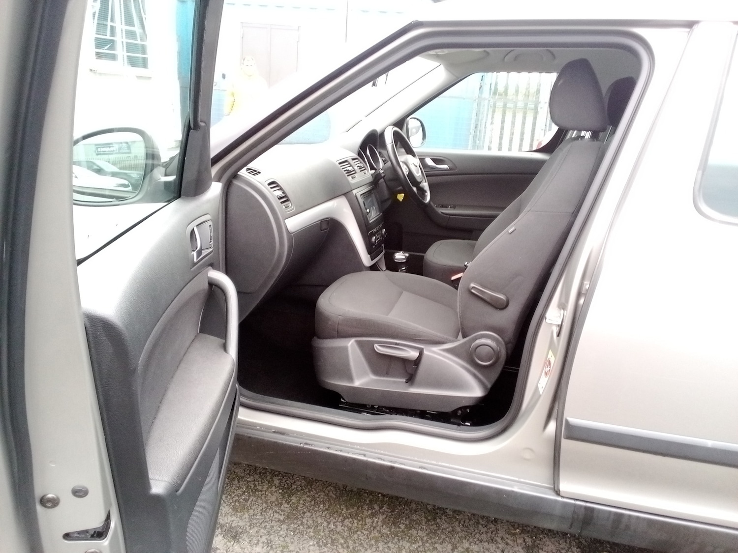 Used Skoda Yeti 2010 for sale - 76968441: Photo 29