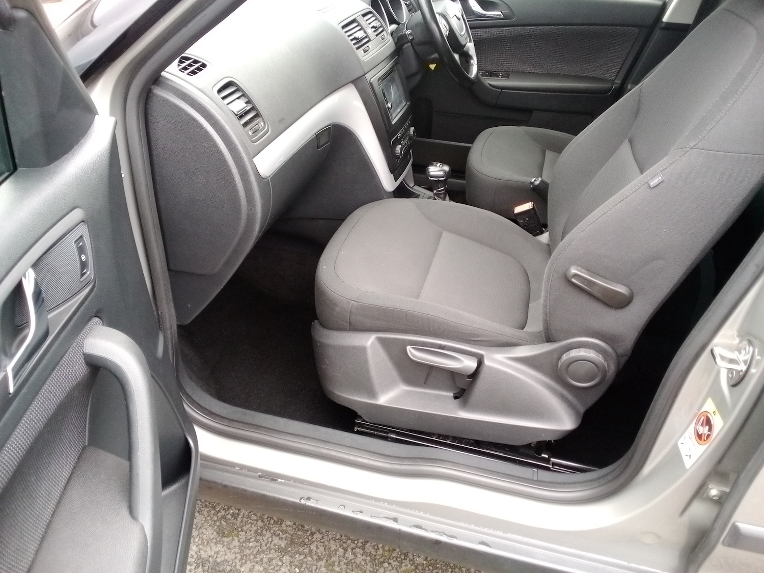 Used Skoda Yeti 2010 for sale - 76968441: Photo 30