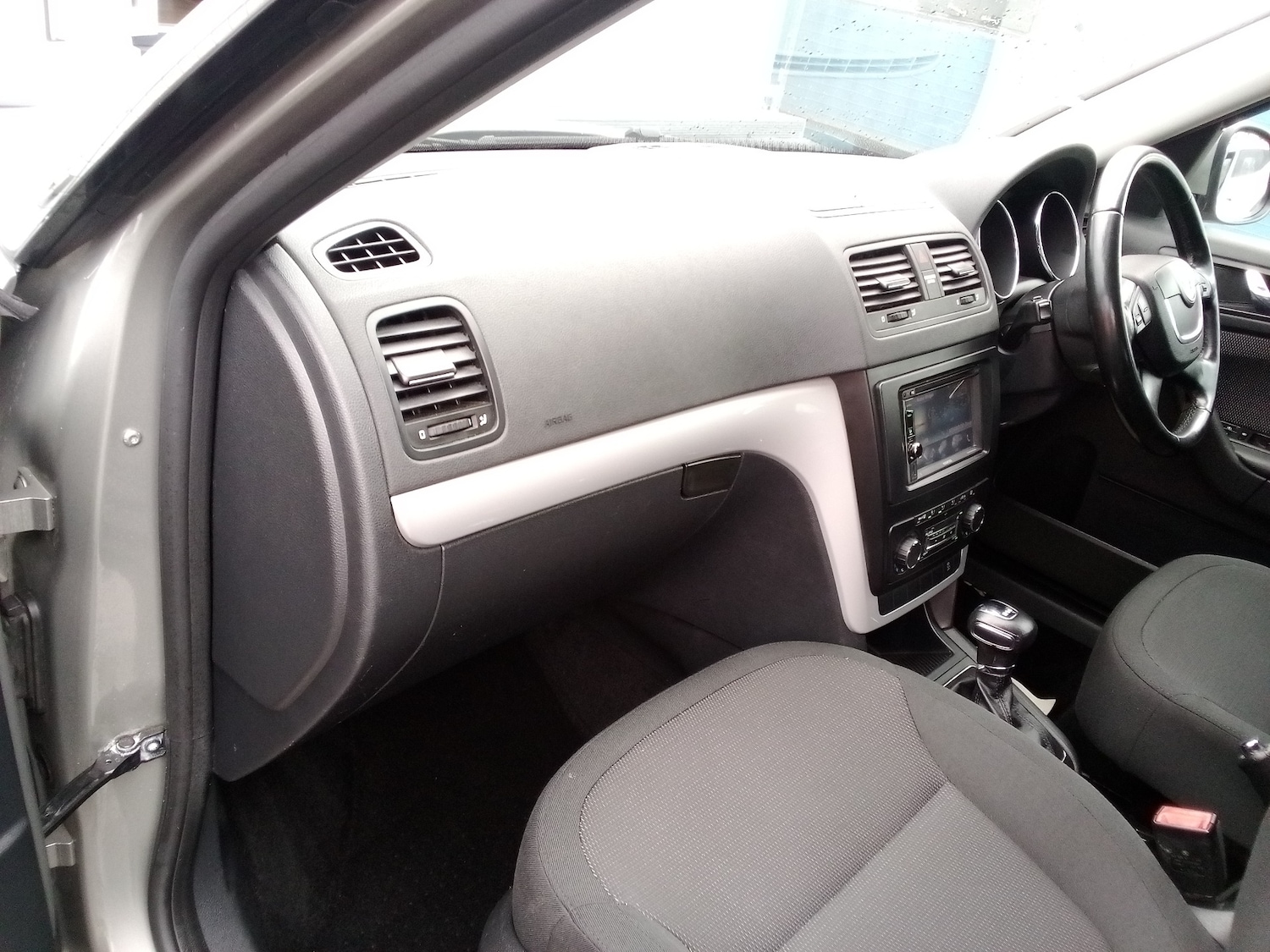 Used Skoda Yeti 2010 for sale - 76968441: Photo 32