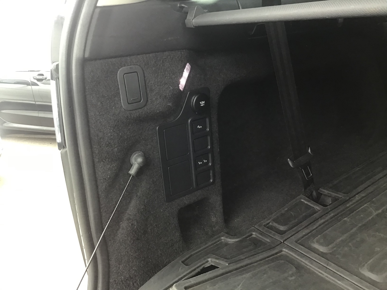 Used Land Rover Discovery 2019 for sale - 77024147: Photo 34