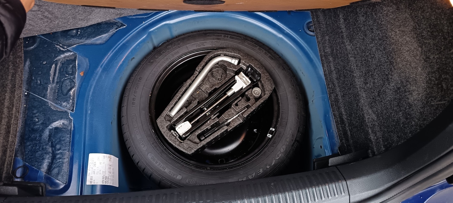 Used Volkswagen Polo 2014 for sale - 77247688: Photo 18