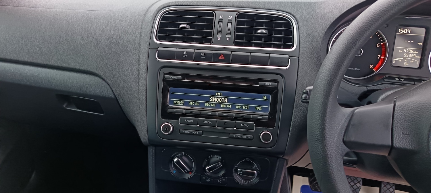 Used Volkswagen Polo 2014 for sale - 77247688: Photo 27