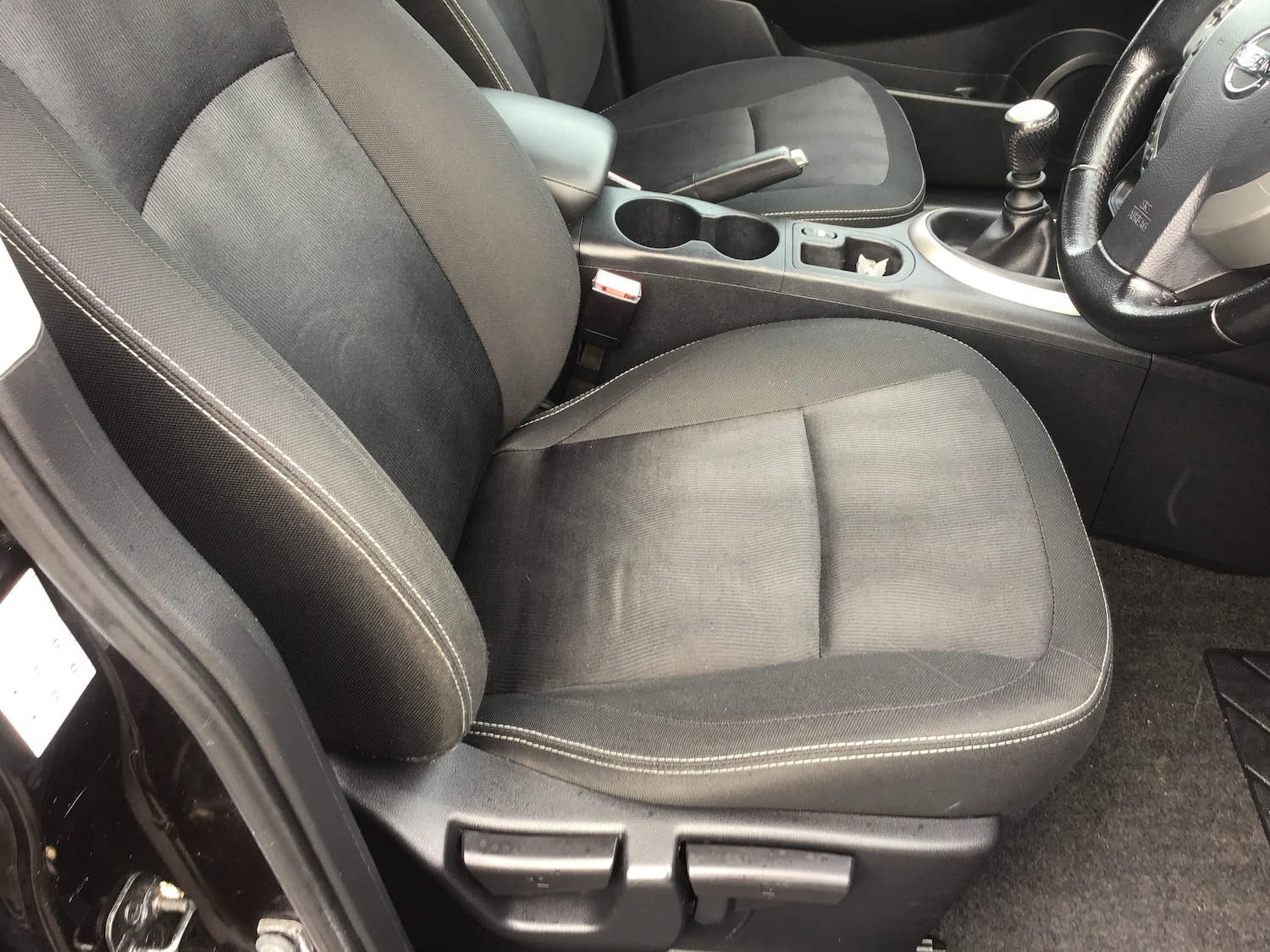 Used Nissan Qashqai 2011 for sale - 76127116: Photo 32