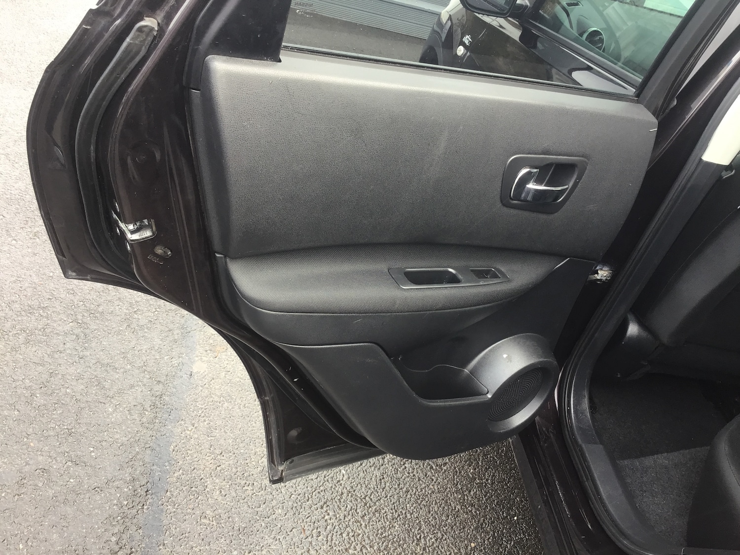 Used Nissan Qashqai 2011 for sale - 76127116: Photo 41