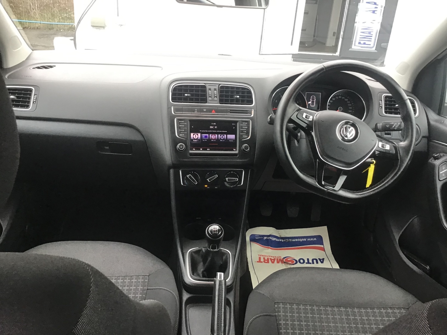 Used Volkswagen Polo 2015 for sale - 76968455: Photo 34