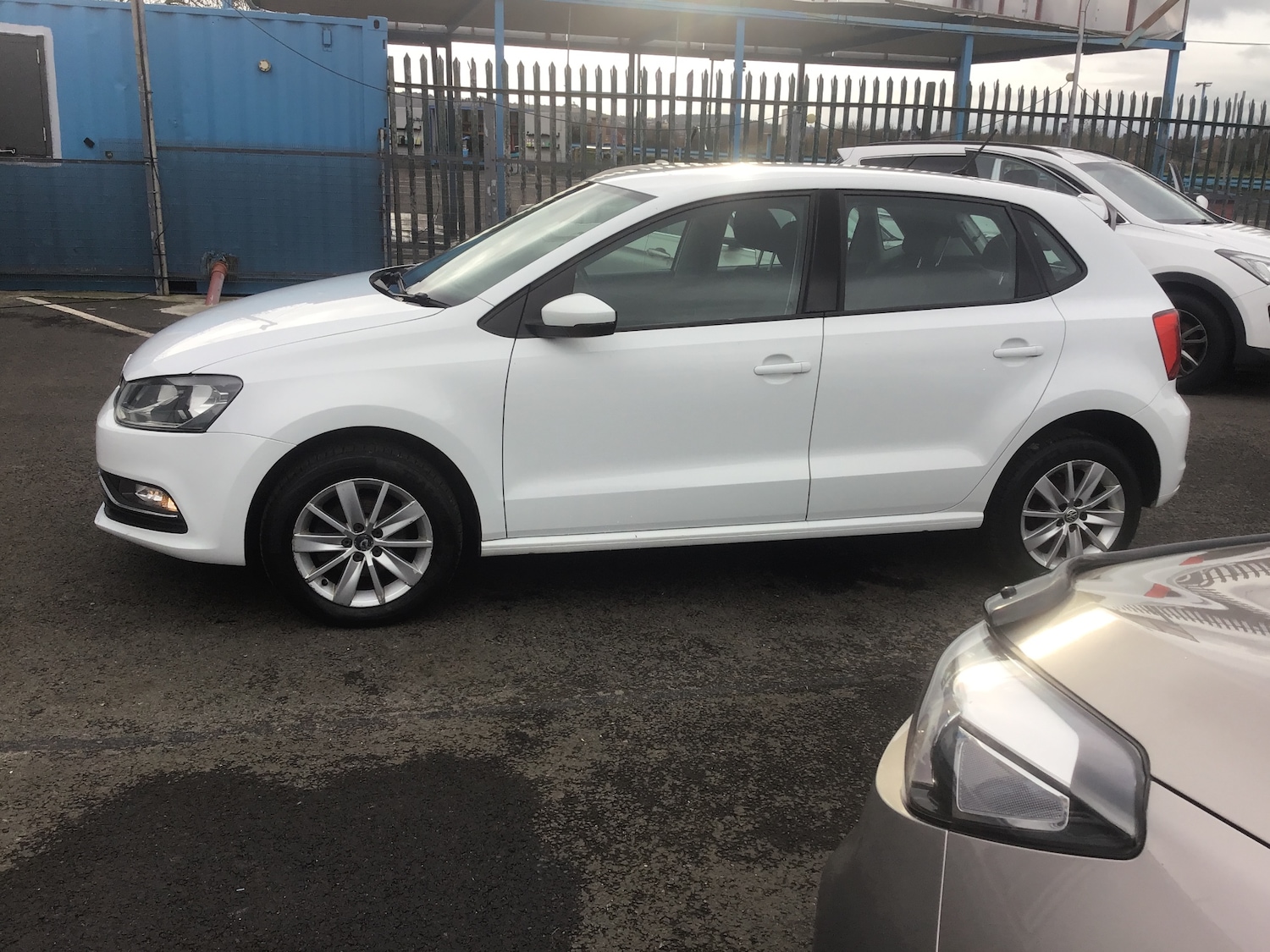 Used Volkswagen Polo 2015 for sale - 76968455: Photo 5