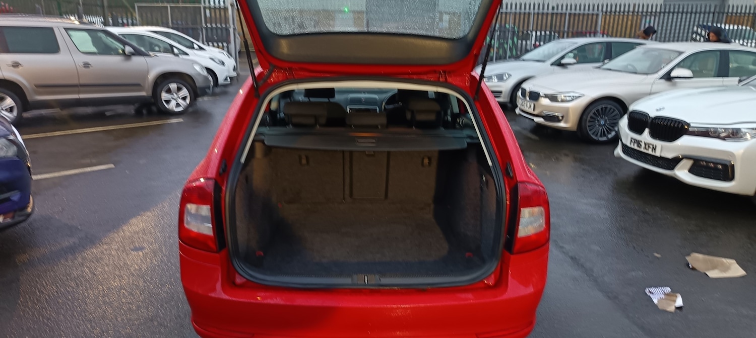 Used Skoda Octavia 2011 for sale - 77339642: Photo 24