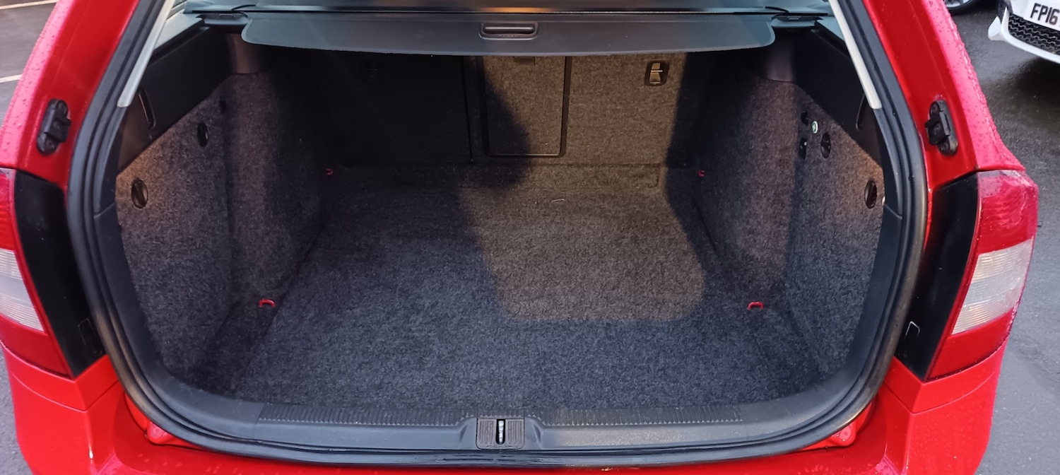 Used Skoda Octavia 2011 for sale - 77339642: Photo 25