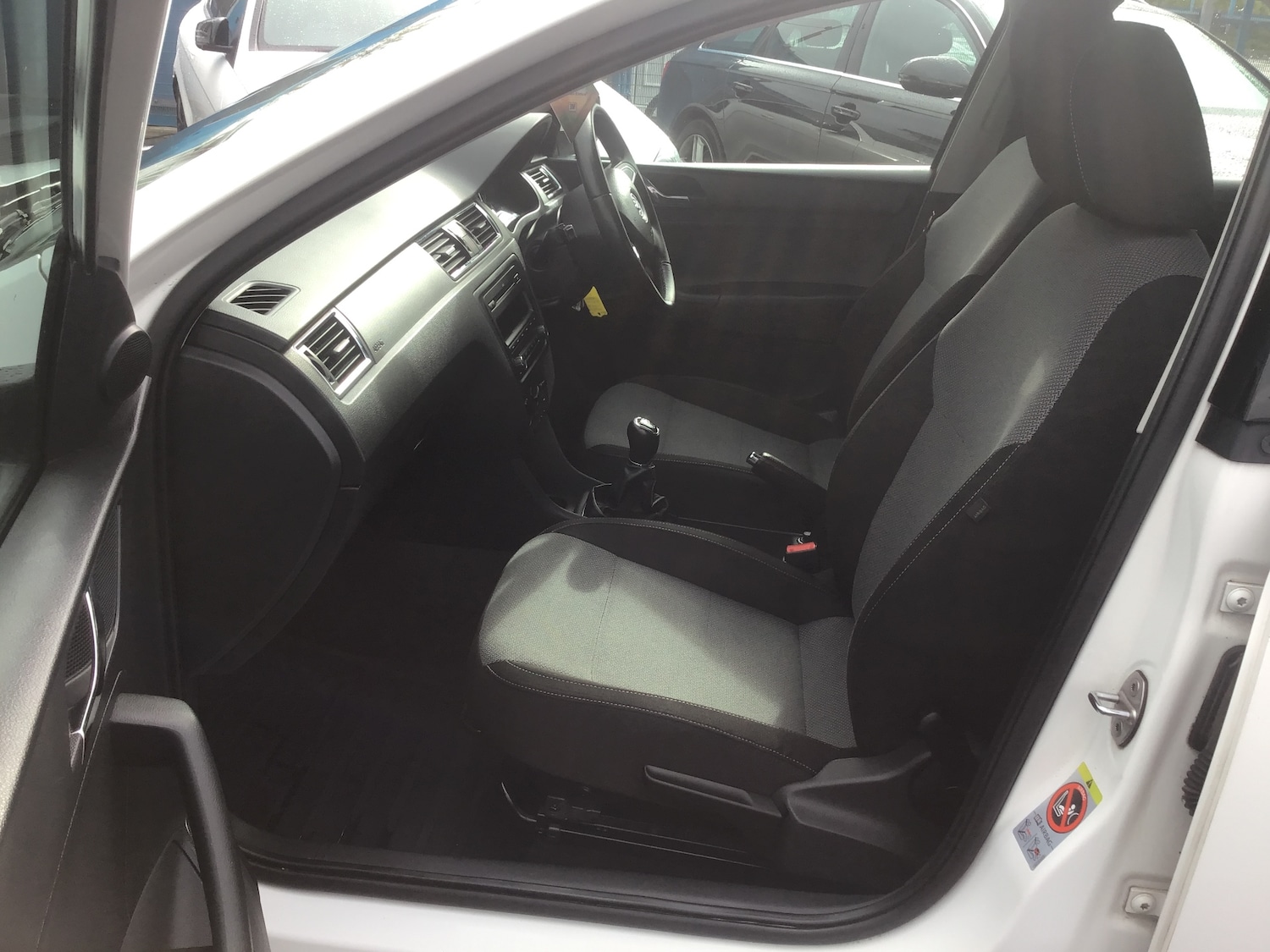 Used Skoda Rapid 2013 for sale - 76330034: Photo 17