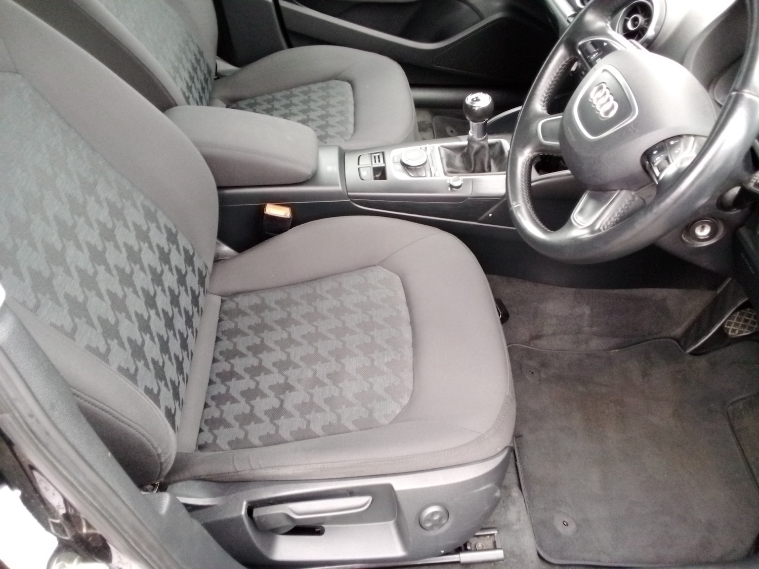 Used Audi A3 2015 for sale - 76968933: Photo 16