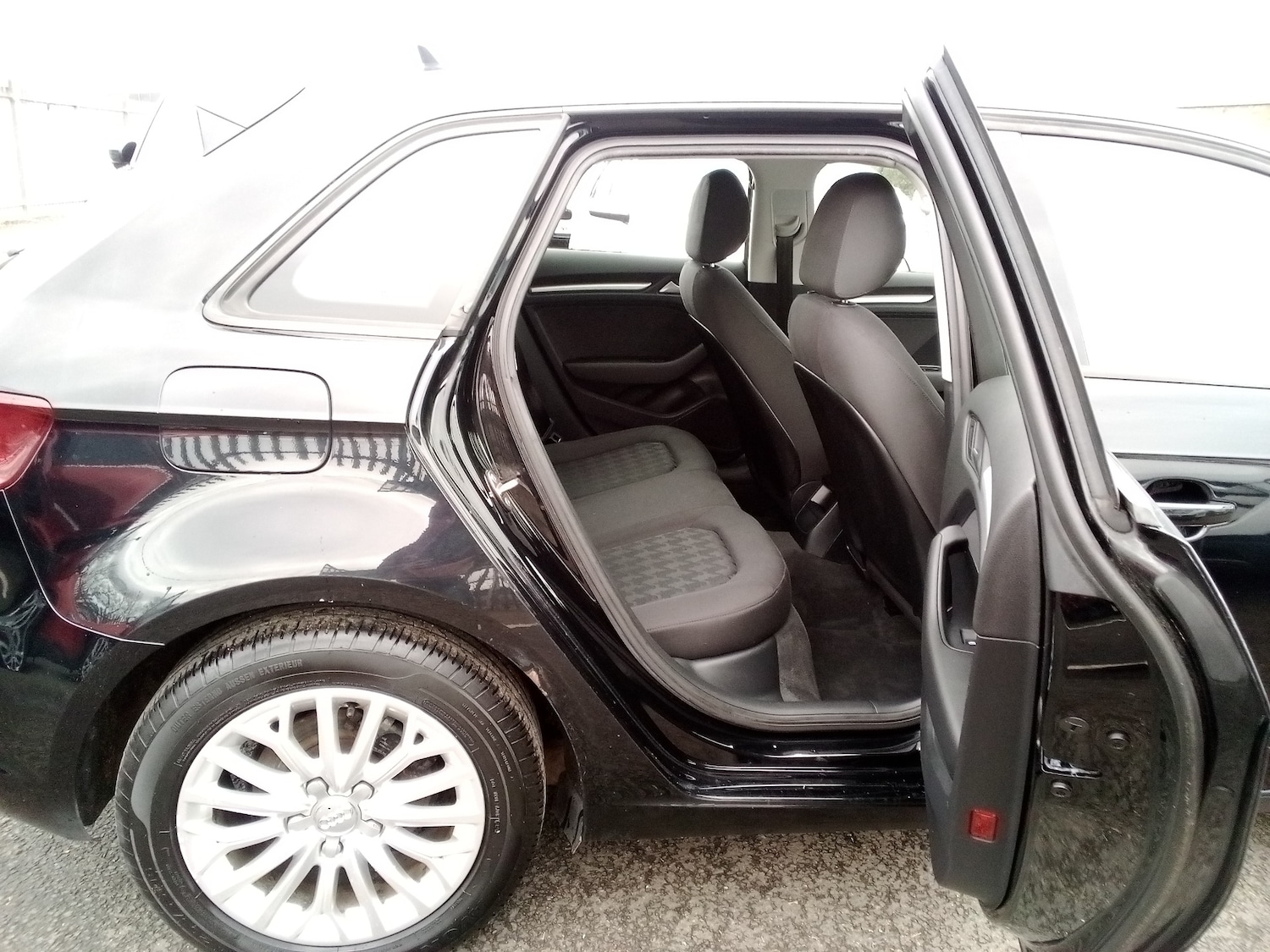 Used Audi A3 2015 for sale - 76968933: Photo 19