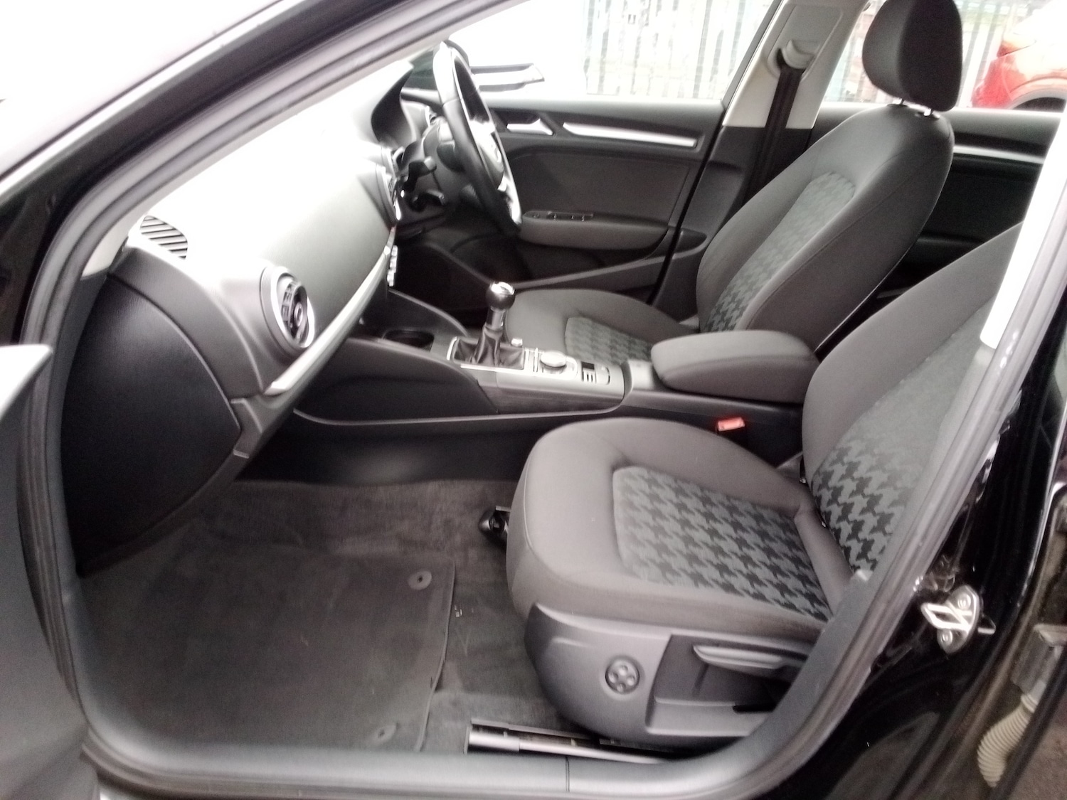 Used Audi A3 2015 for sale - 76968933: Photo 26