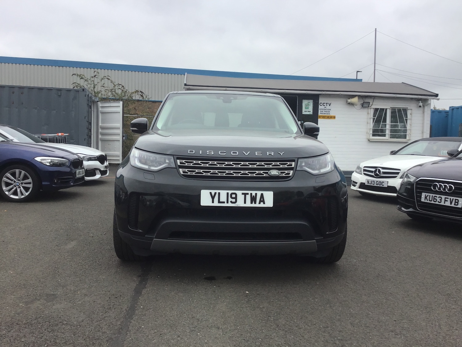 Used Land Rover Discovery 2019 for sale - 76263687: Photo 3