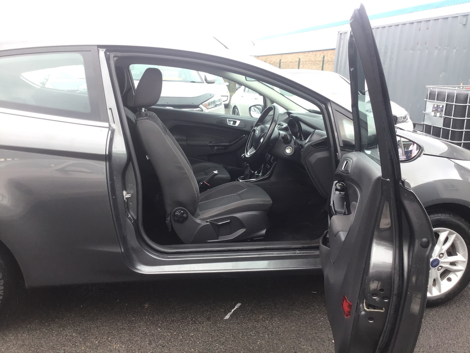 Used Ford Fiesta 2016 for sale - 77023598: Photo 27