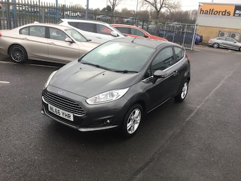 Used Ford Fiesta 2016 for sale - 77023598: Photo