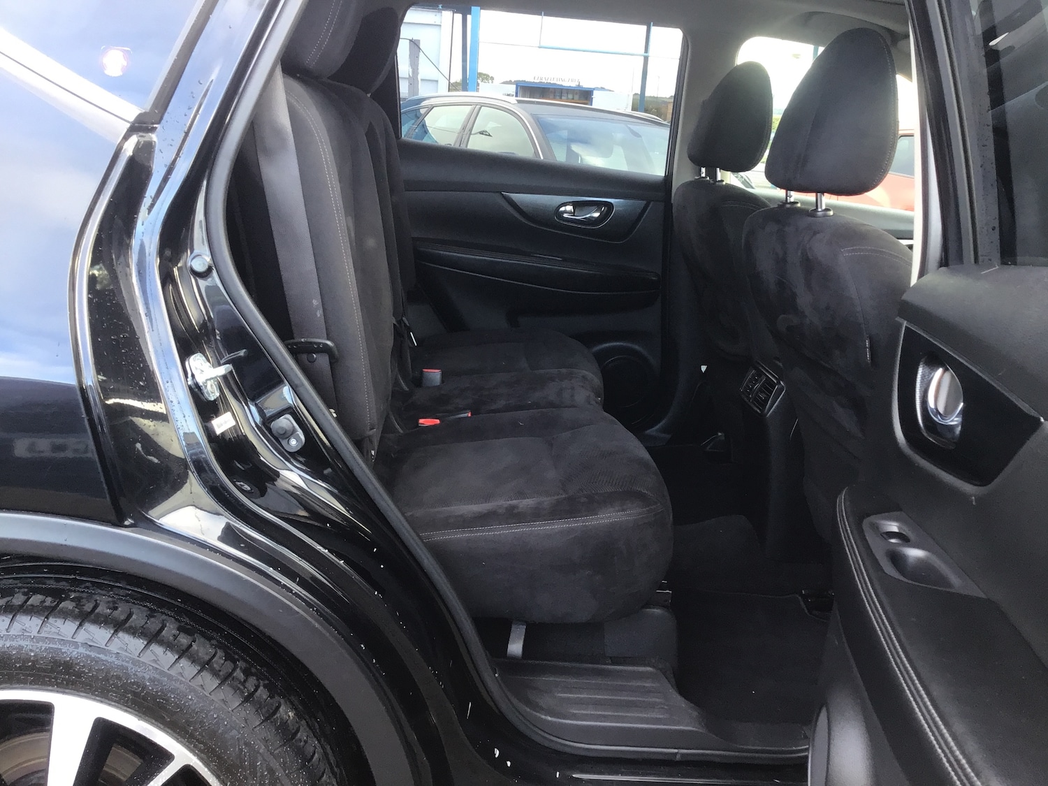 Used Nissan X-Trail 2015 for sale - 76276885: Photo 14