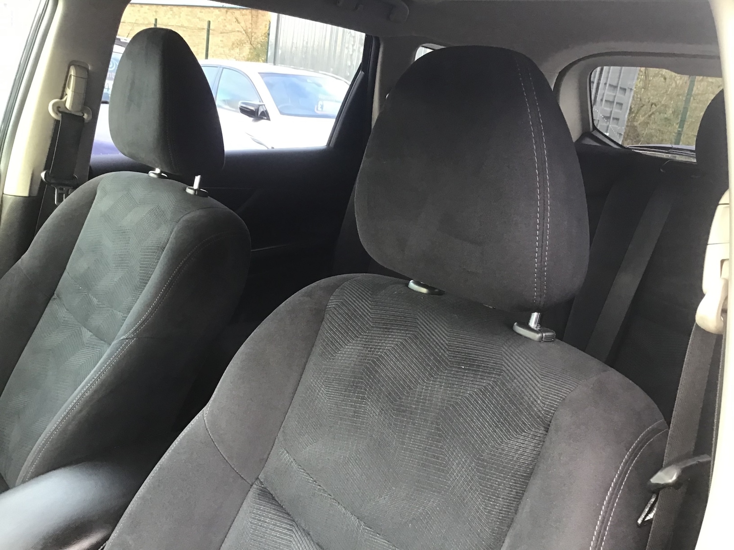 Used Nissan X-Trail 2015 for sale - 76276885: Photo 38