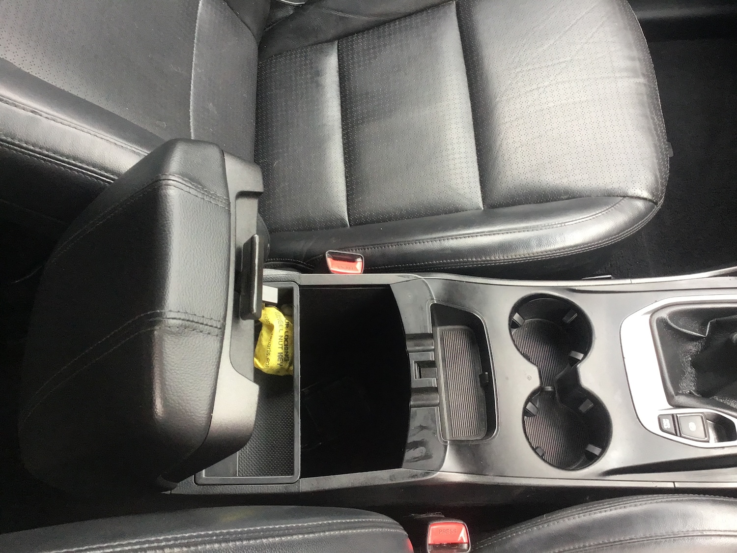 Used Hyundai Santa Fe 2014 for sale - 76681667: Photo 27