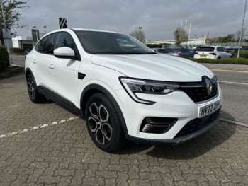 2022 (22) - E-TECH HYBRID 145 S Edition 4-Door
